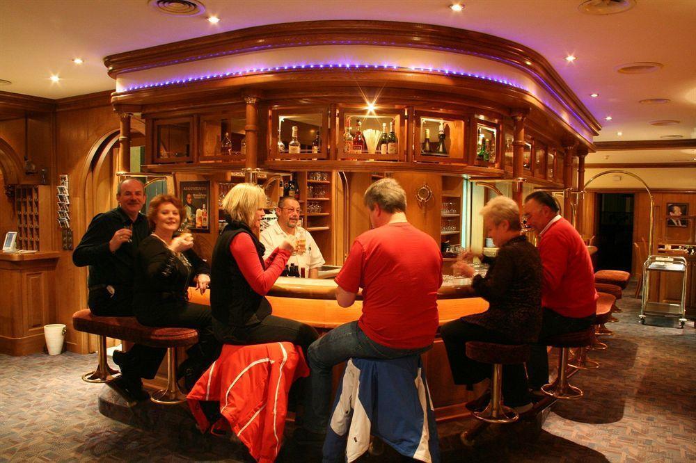 Hotel Tiroler Adler - Bed And Breakfast Waidring Esterno foto